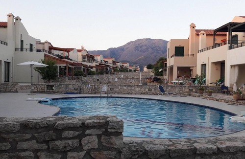 Asprouliani Villa | Holiday villa, close to the beach, with swimming pool and mountain views