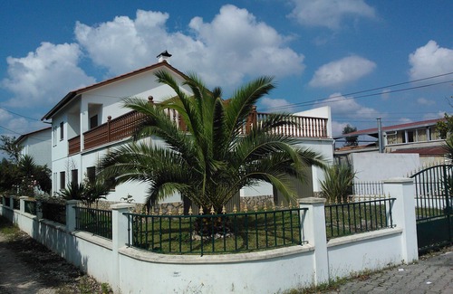 Pombal Cottage | Holiday villa in the center of the village
