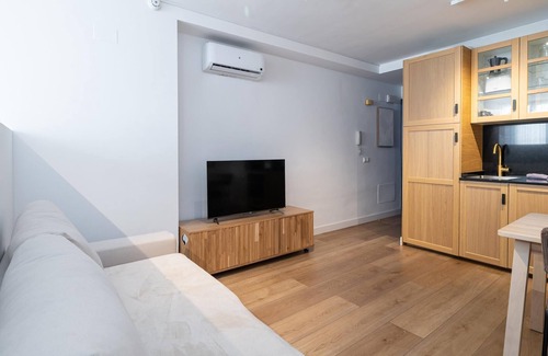 La Trinidad Apartment | Holidays2Malaga Juan de Mena Estudio Confort