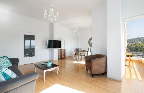 Ensanche Centro Apartment | Holidays2Malaga Terraza & junto puerto deportivo