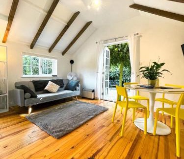 Rye Foreign Ski Chalet | Holmdale Holiday Cottages