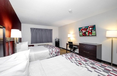 Holton Hotel | Holton Inn and Suites