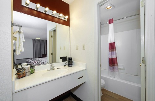 Holton Hotel | Holton Inn and Suites