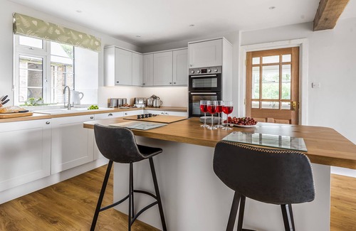 Cattistock House | Holway Cottage -Former farm cottage full of charm with stylish furnishings