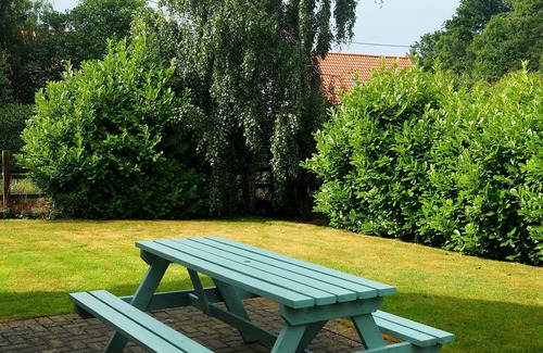 Berwick-upon-Tweed House | Holy Island is just 5 minutes away from this superbly equipped cottage.
