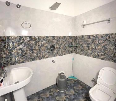 Kasol Hotel | HOM House of MannMauji Riverside kasol