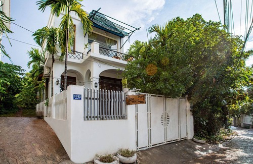 Thuy Xuan Villa | HOME 2 - Second Floor with 2 bedrooms(05 people)