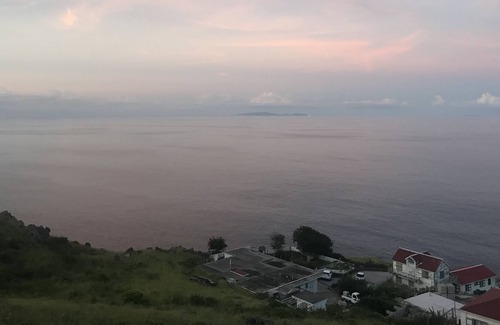 Windward Side House | Home a way from home in the Unspoiled queen of the Caribbean.