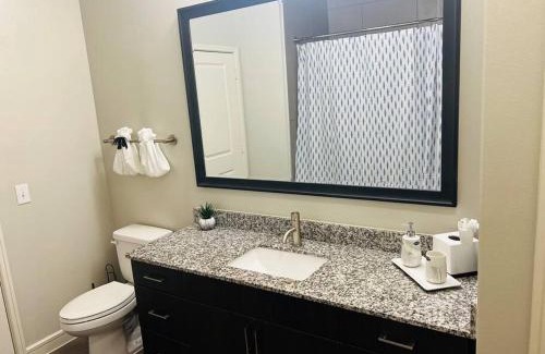 George Bush Park/Eldridge Apartment | Home at Energy corridor