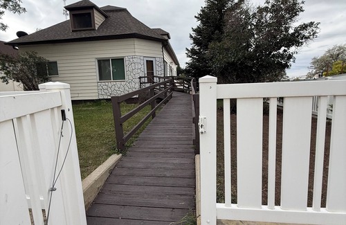 Rock Springs House | Home away from Home 3-bedroom house with AC in Rock Springs