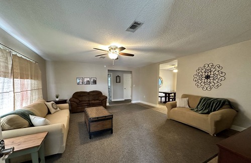Sweeny House | Home away from home! 3 bedroom, 2 bathroom home with beautiful backyard!