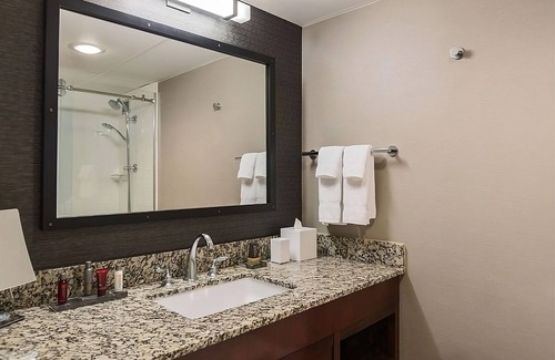 Nashville Resort | Home Away from Home, 3 Modern Units, Short Drive to Bridgestone Arena!