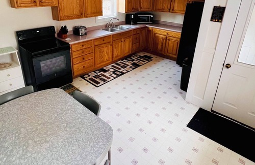 Holden House | Home Away from Home- Discover Comfort and Convenience in this 4 Bedroom Home