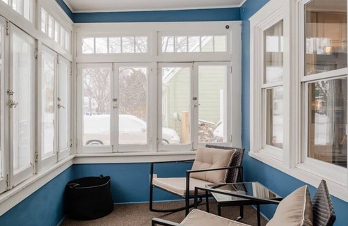 Appleton House | Home Away from Home off College Avenue
