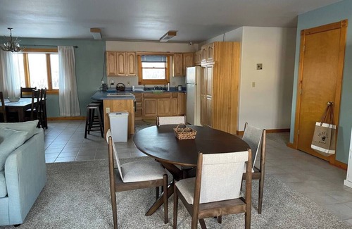 Dubois House | Home Away From Home