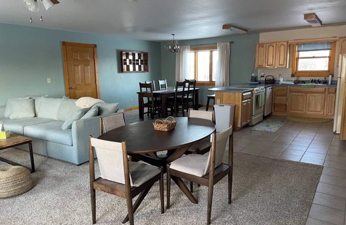 Dubois House | Home Away From Home