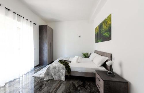 Aurelio Apartment | Home Big Crirè at 724