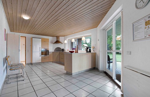 Helberskov Strand House | Home for the family in quiet surroundings