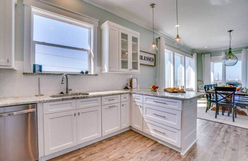Cape San Blas House | Home in Community of Hibiscus! Water Views! Community Pool! Elevator! Beach Access!