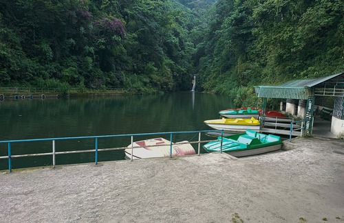 Darjeeling House | Home in the lap of nature nIn a peaceful location. Darjeeling