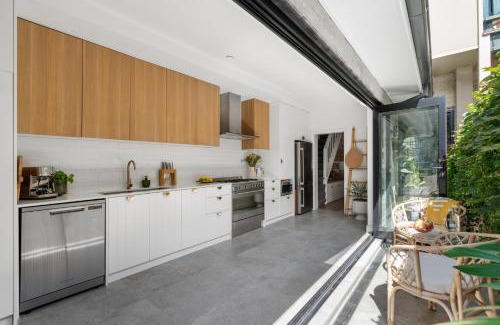 Waverley House | Home in Waverley