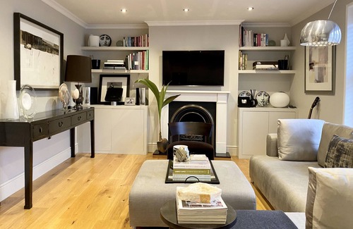 Richmond-upon-Thames Apartment | Home James - A boutique lifestyle apartment.