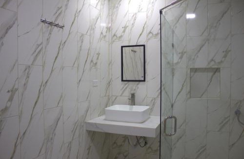 Los Angeles House | Home La Fortuna