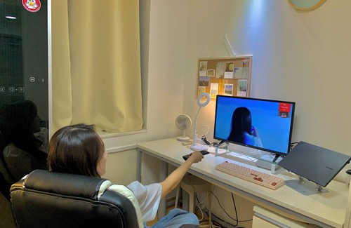 Mok-dong Apartment | Home office apartment with LG smart Closet, WIFI, entire unit in Yeongdeungpo
