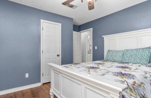 Lufkin House | Home Sweet Home in a Rural Country Neighborhood