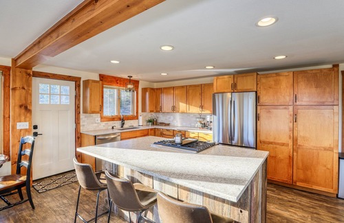 Grand Country Estates House | Home w/Hot Tub/Views-The Sweet Spot Between Winter Park Resort and Lake Granby