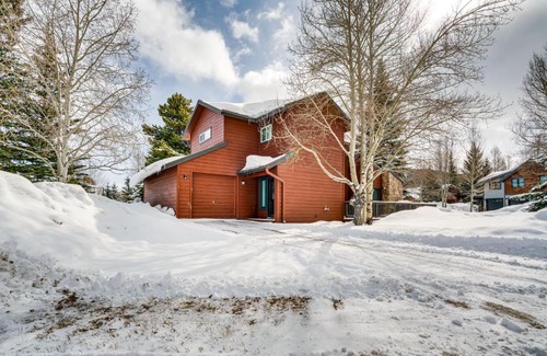 Frisco House | Home with Mtn Views in Frisco Near 3 Ski Resorts!
