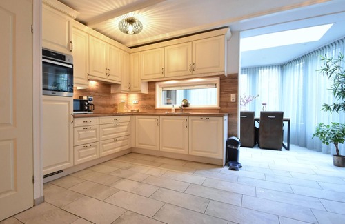 Edelstenenbuurt House | Home within walking distance of Middelburg