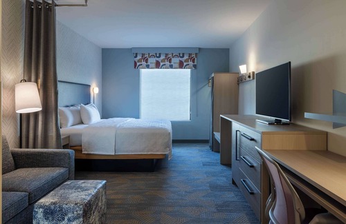 The Centre Hotel | Home2 Suites by Hilton East Haven New Haven