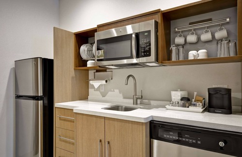 Fairview Hotel | Home2 Suites by Hilton Fairview/Allen