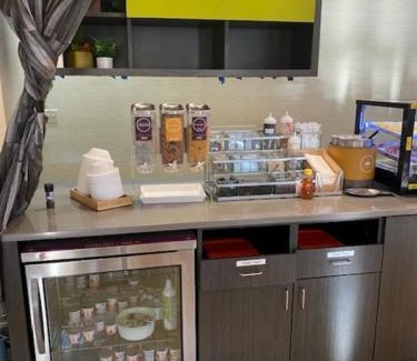 Roanoke Hotel | Home2 Suites by Hilton Roanoke