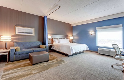 Steeles Industrial Hotel | Home2 Suites by Hilton Toronto Brampton