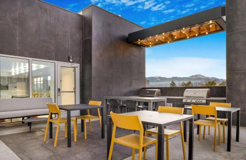 Southeast Colorado Springs Hotel | Home2 Suites By Hilton Colorado Springs Airport