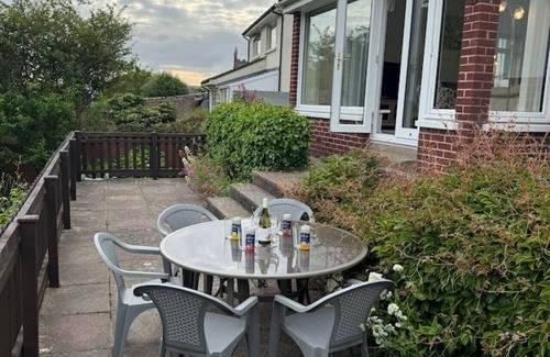 Barnstaple House | Homely 4 bed in Barnstaple