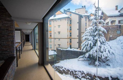 Pradollano Apartment | Homerez - Amazing appartement for 5 ppl. with shared pool at Sierra Nevada