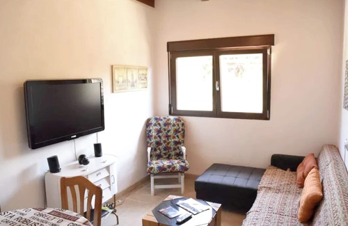 Ambroz Apartment | Homerez - Ambroz apt with pool