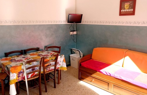 Villanova d'Albenga Apartment | Homerez - Appartement 7 km away from the beach for 6 ppl. at Villanova d'Albenga