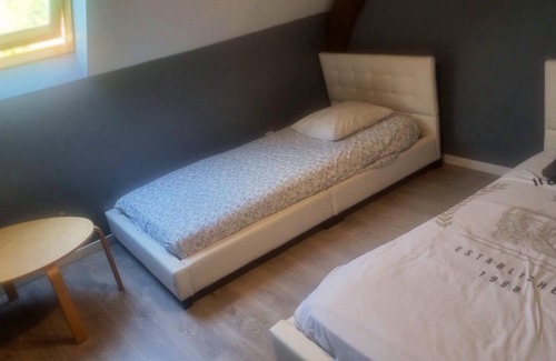 Velars-sur-Ouche Apartment | Homerez - Appartement for 5 ppl. with garden and terrace at Velars-sur-Ouche