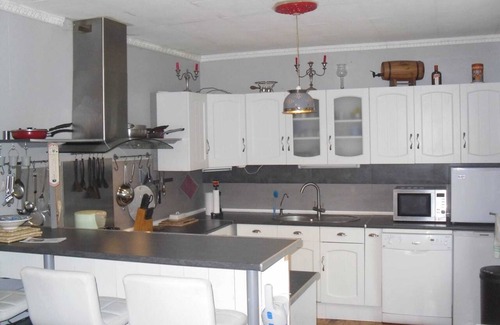 Morlaix Apartment | Homerez - Apt in Morlaix with fireplace