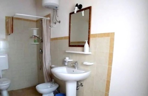 Chiaramonte Gulfi Apartment | Homerez - Beautiful appartement for 3 ppl. at Chiaramonte Gulfi