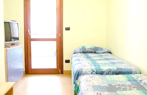 Reggio Calabria Apartment | Homerez - Beautiful appartement for 4 ppl. with terrace at Reggio Calabria