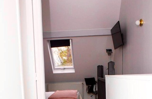 Roissy-en-Brie House | Homerez - Beautiful house for 4 ppl. at Roissy-en-Brie