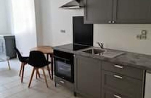 Beaugency Apartment | Homerez - Beautiful appartement for 3 ppl. at Beaugency