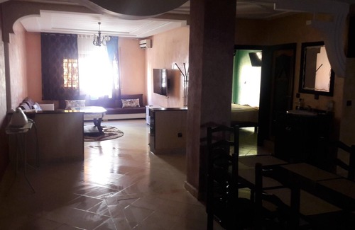 Oujda Apartment | Homerez - Beautiful appartement for 4 ppl. with terrace and balcony at Oujda
