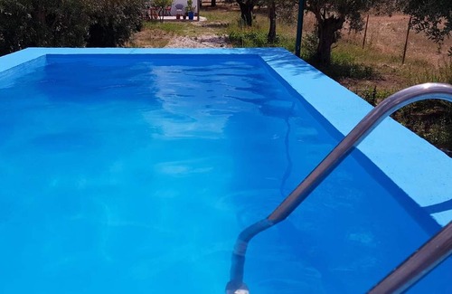 Sao Vicente do Paul House | Homerez - Beautiful house for 2 ppl. with shared pool and terrace at Santarém