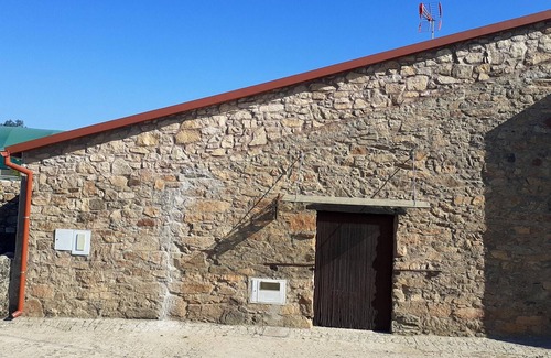 Salsas House | Homerez - Beautiful house for 3 ppl. with garden at Parada